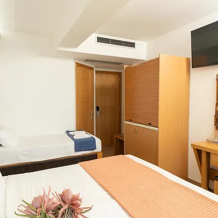 Апартаменты Megkas Theodoros *