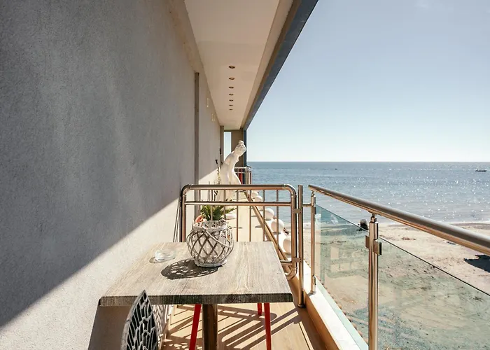 Megkas Theodoros * Paralía