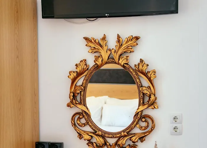 Megkas Theodoros * Paralía